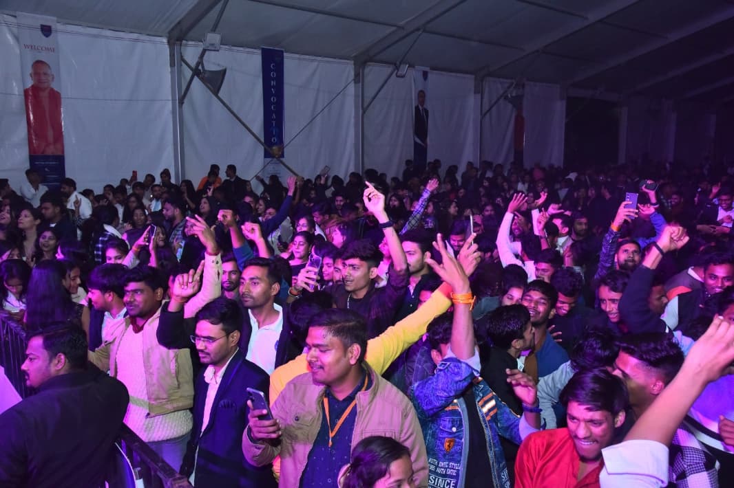 dj_anshika_takes_over_rama_university-2024